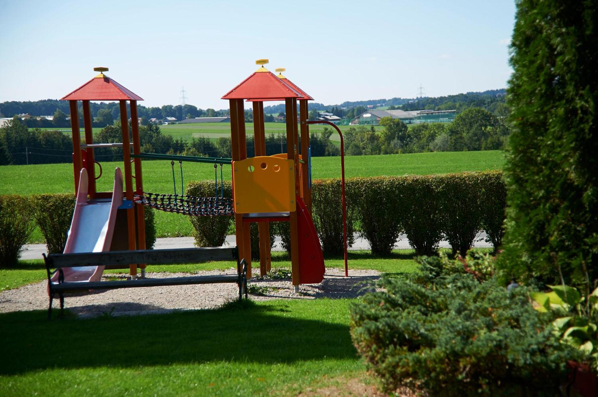 Gastagwirt Eugendorf Exterior foto