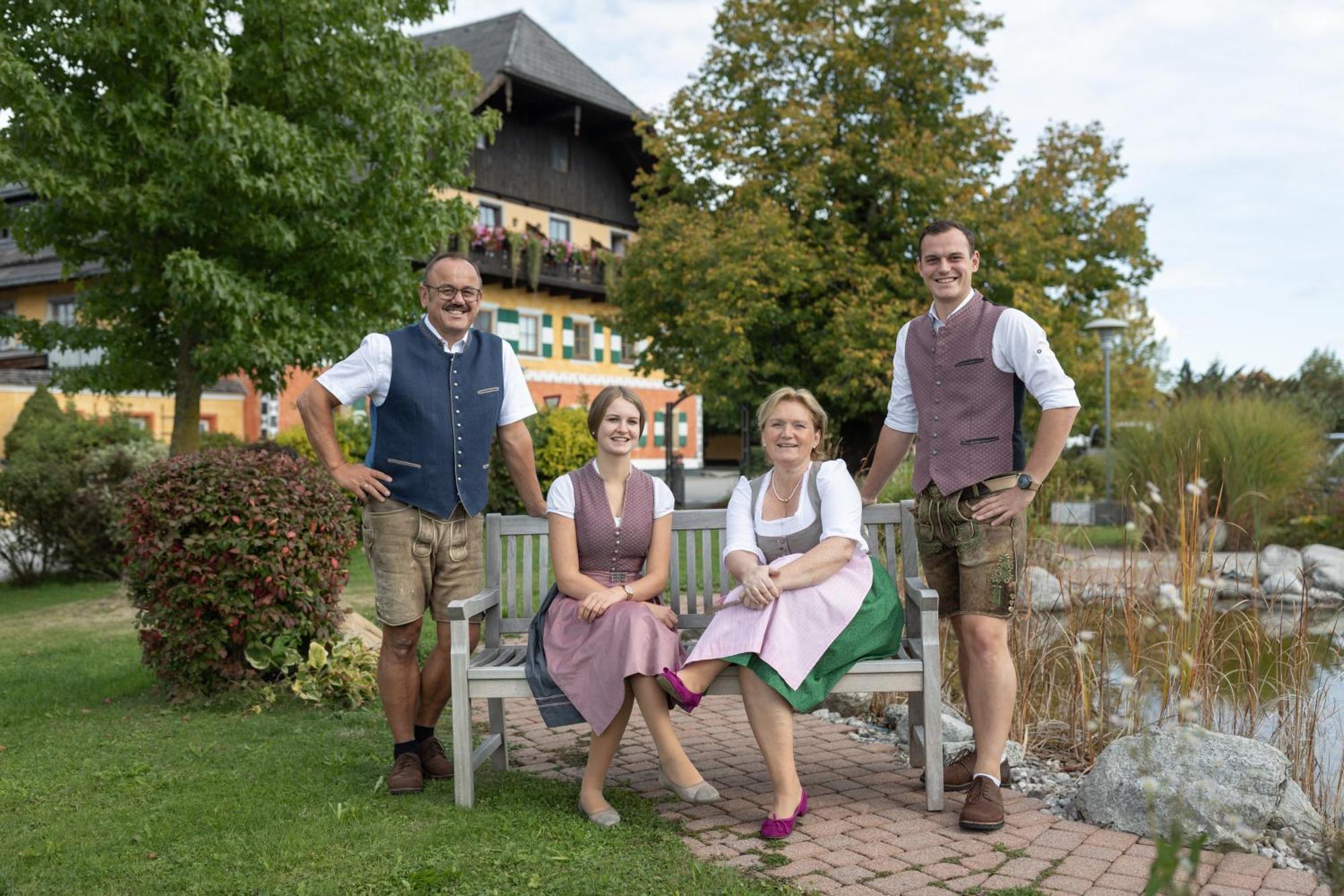 Gastagwirt Eugendorf Exterior foto